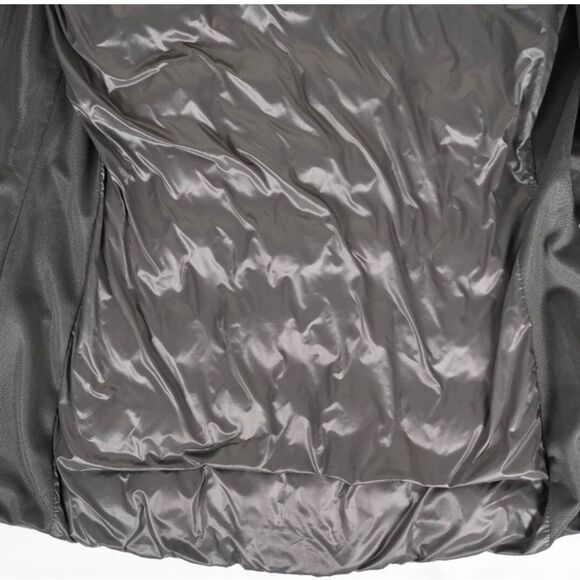 Michael Kors Women's Puffer Vest
Full Zip Up Lightweight - Picture 8 of 11